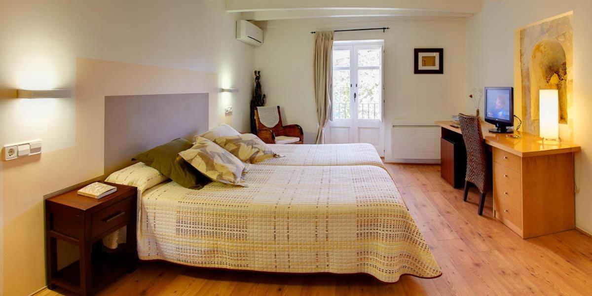 Hotel La Freixera Solsona Exterior photo