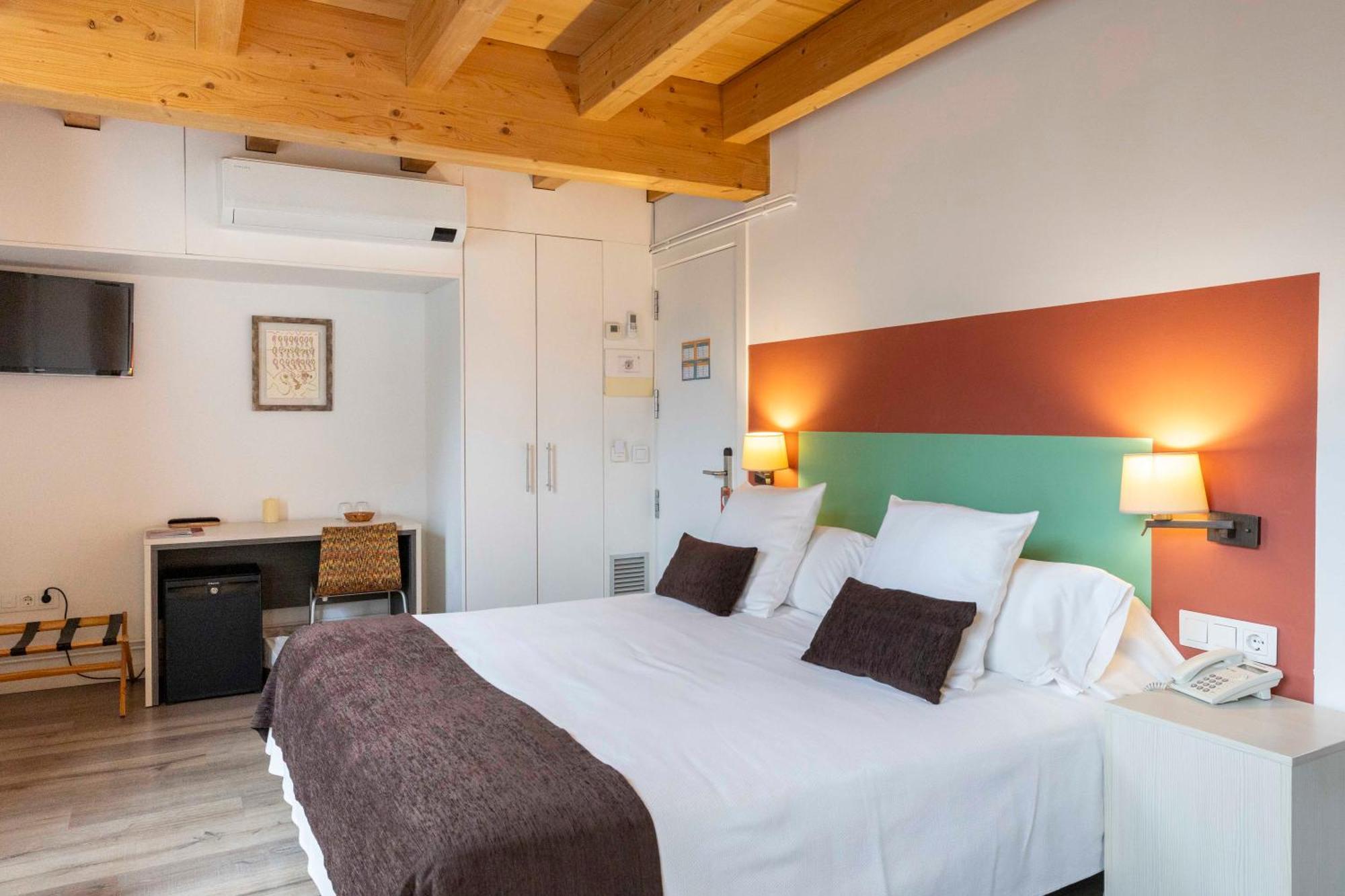 Hotel La Freixera Solsona Exterior photo