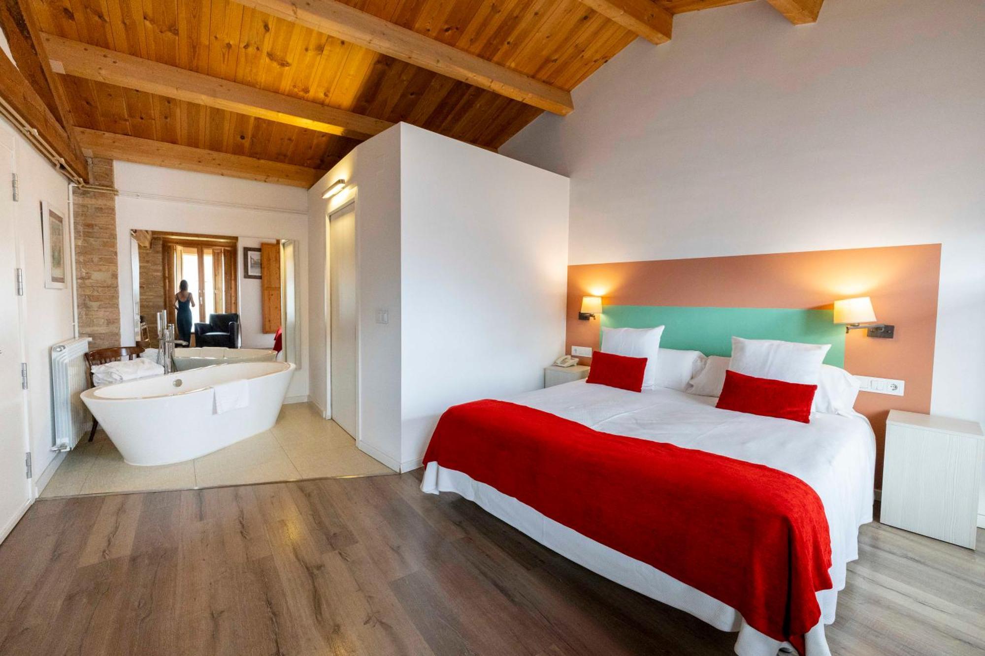 Hotel La Freixera Solsona Exterior photo