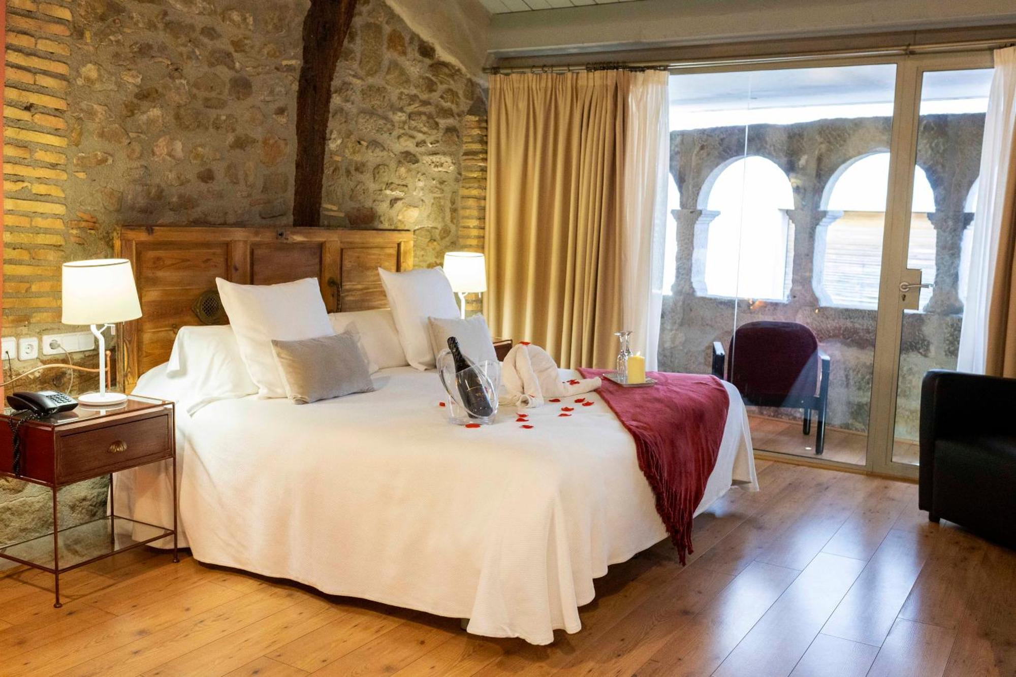 Hotel La Freixera Solsona Exterior photo