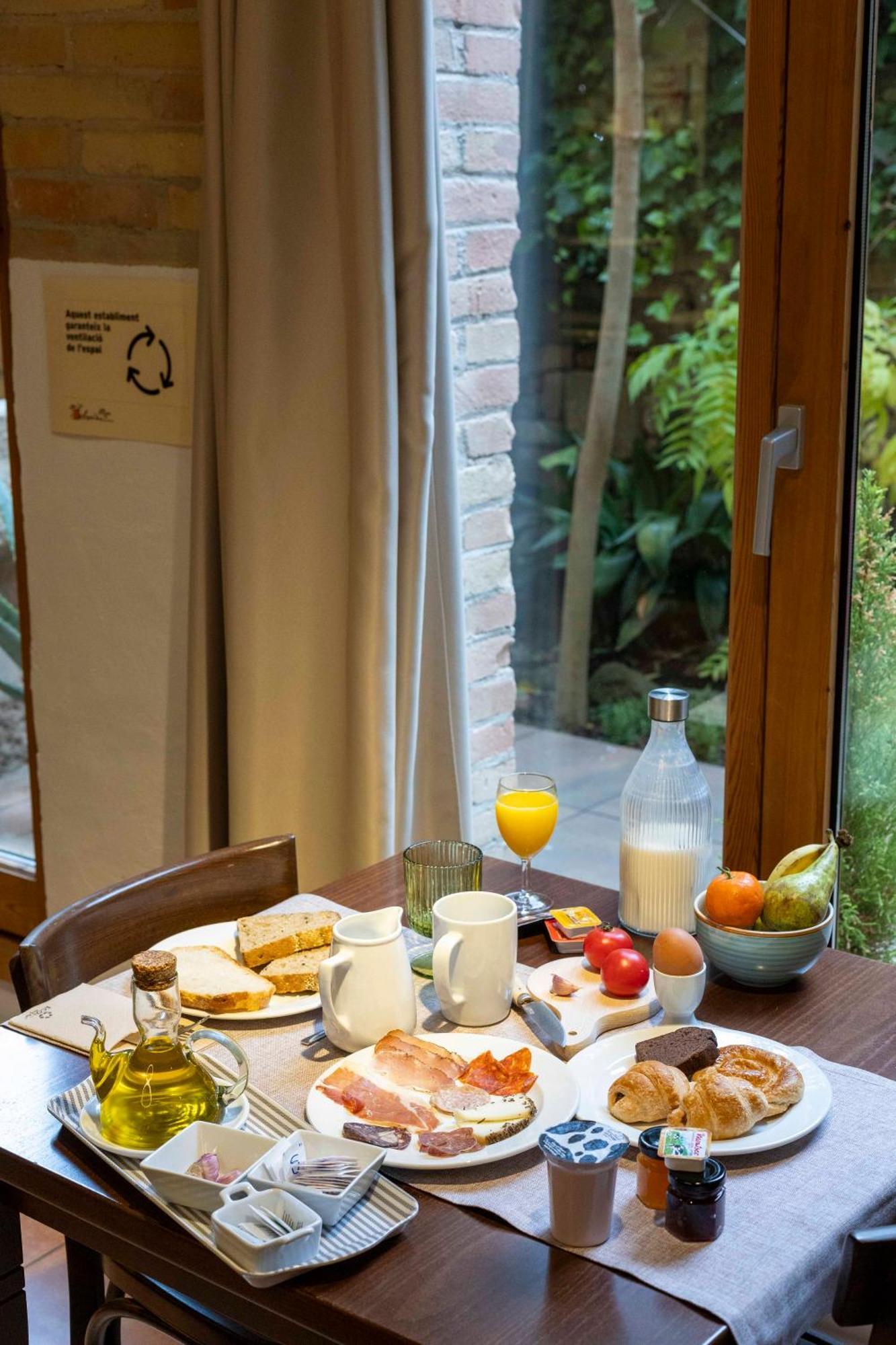Hotel La Freixera Solsona Exterior photo