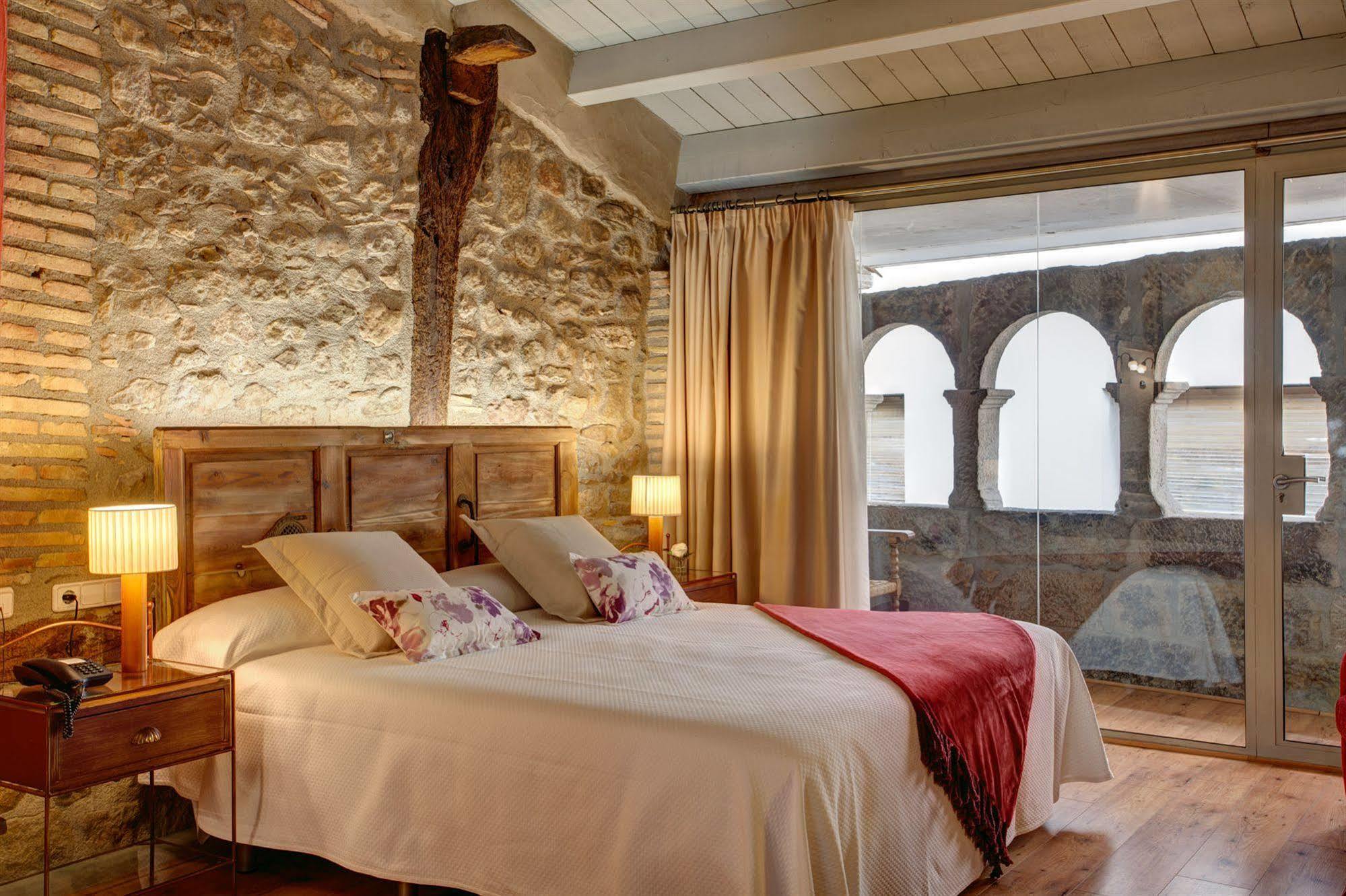 Hotel La Freixera Solsona Exterior photo